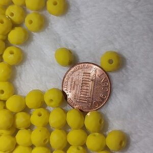 8mm Yellow Glass Beads 300pcs